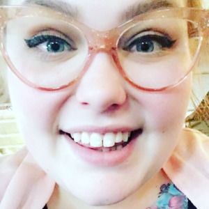 Meet your Posher, Lacy